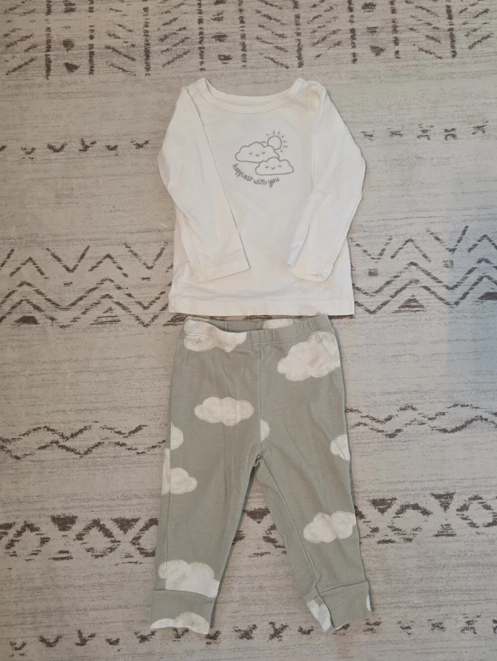 Carters Unisex Baby Oufit 9 Months Boho